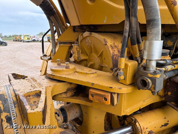 image for item EA0545 2005 Caterpillar 740 articulated haul truck