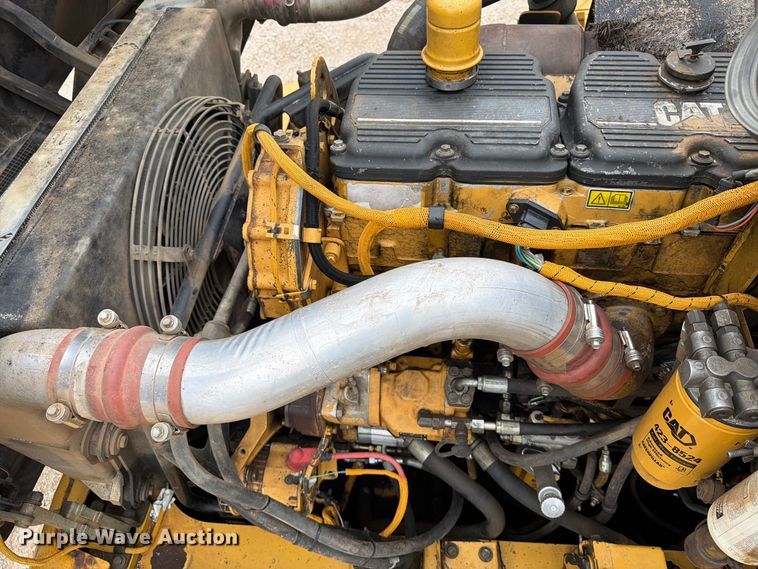 image for item EA0545 2005 Caterpillar 740 articulated haul truck