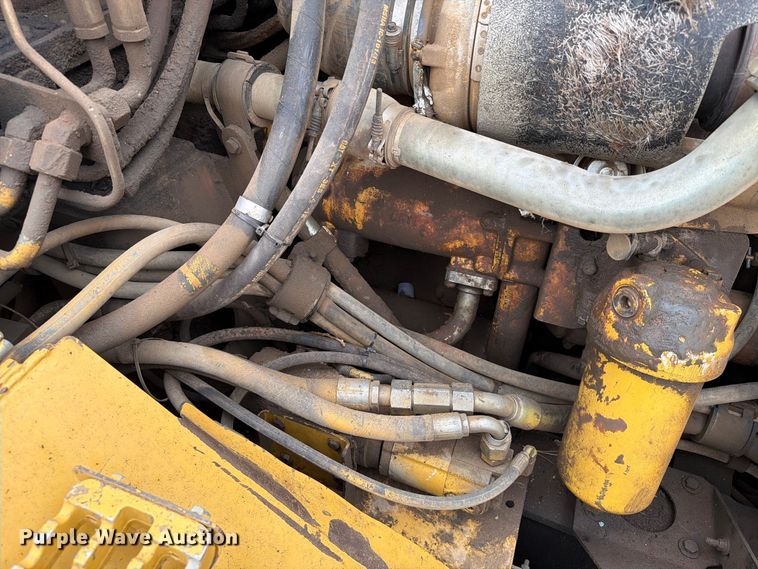 image for item EA0545 2005 Caterpillar 740 articulated haul truck