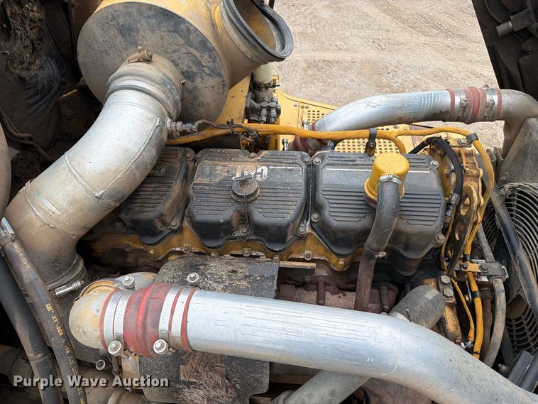 image for item EA0545 2005 Caterpillar 740 articulated haul truck