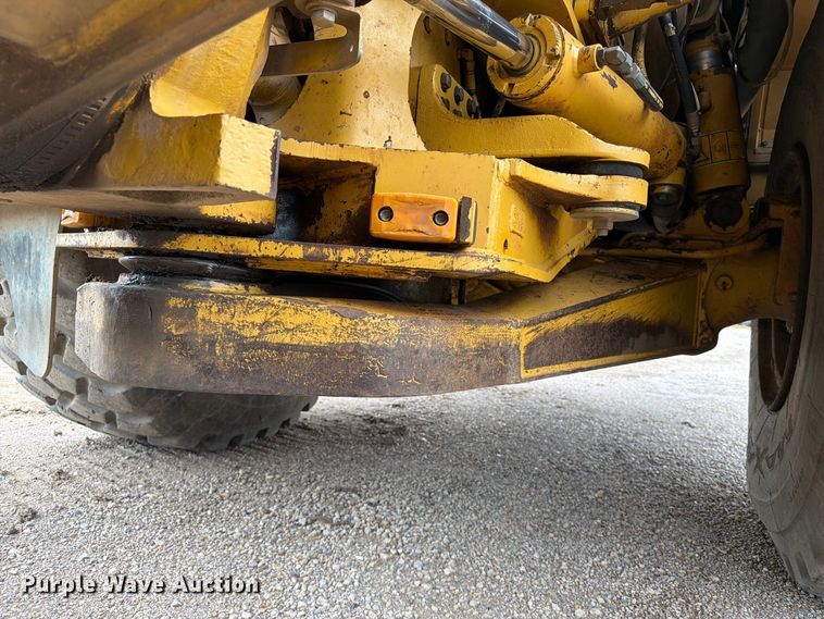 image for item EA0545 2005 Caterpillar 740 articulated haul truck
