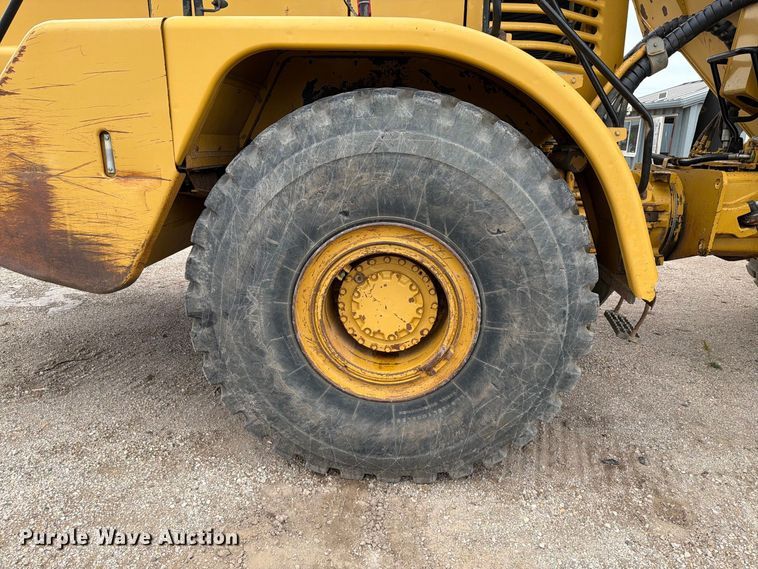 image for item EA0545 2005 Caterpillar 740 articulated haul truck