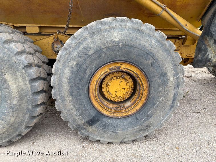 image for item EA0545 2005 Caterpillar 740 articulated haul truck