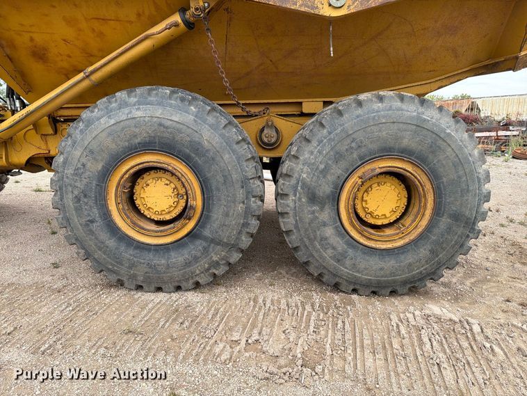 image for item EA0545 2005 Caterpillar 740 articulated haul truck