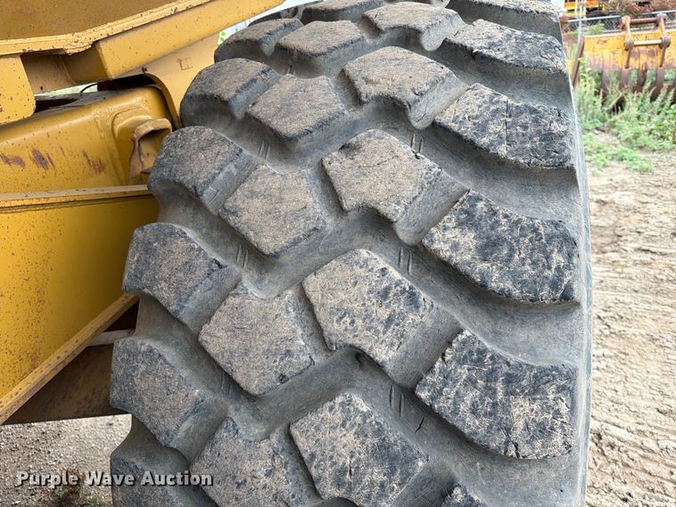 image for item EA0545 2005 Caterpillar 740 articulated haul truck