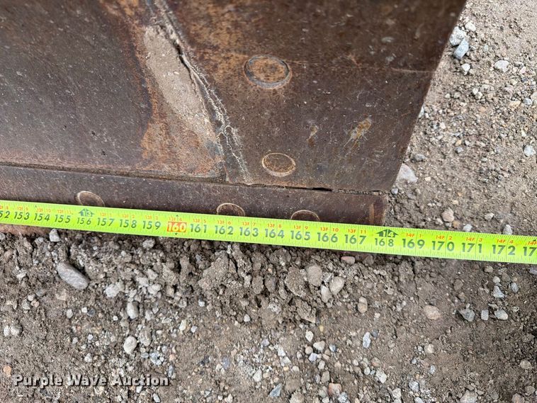 image for item EA0546 1982 Caterpillar 140G motor grader