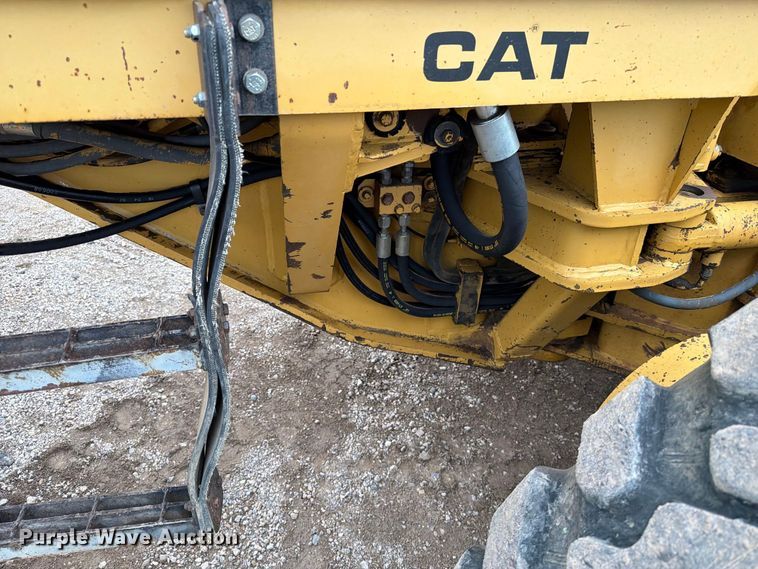 image for item EA0546 1982 Caterpillar 140G motor grader