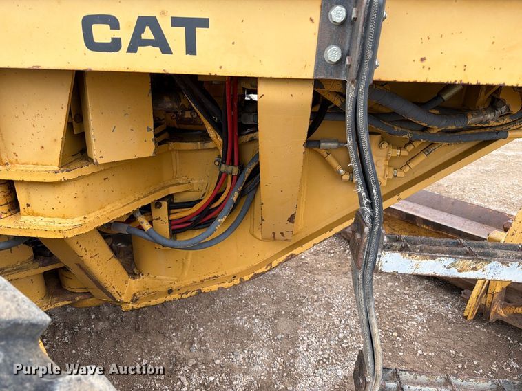 image for item EA0546 1982 Caterpillar 140G motor grader
