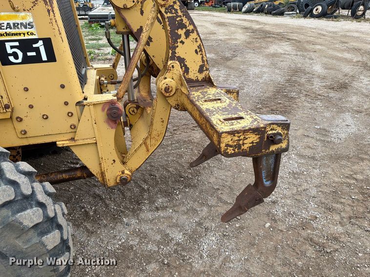 image for item EA0546 1982 Caterpillar 140G motor grader