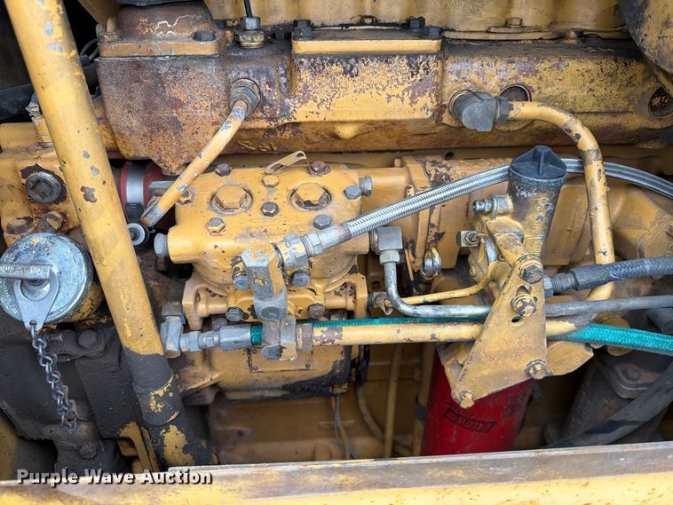 image for item EA0546 1982 Caterpillar 140G motor grader
