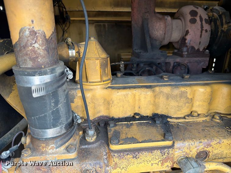 image for item EA0546 1982 Caterpillar 140G motor grader