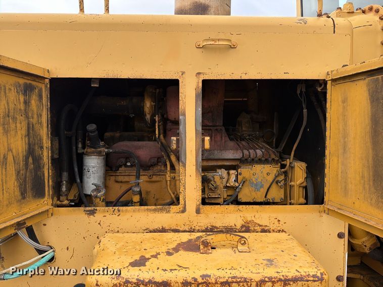 image for item EA0546 1982 Caterpillar 140G motor grader