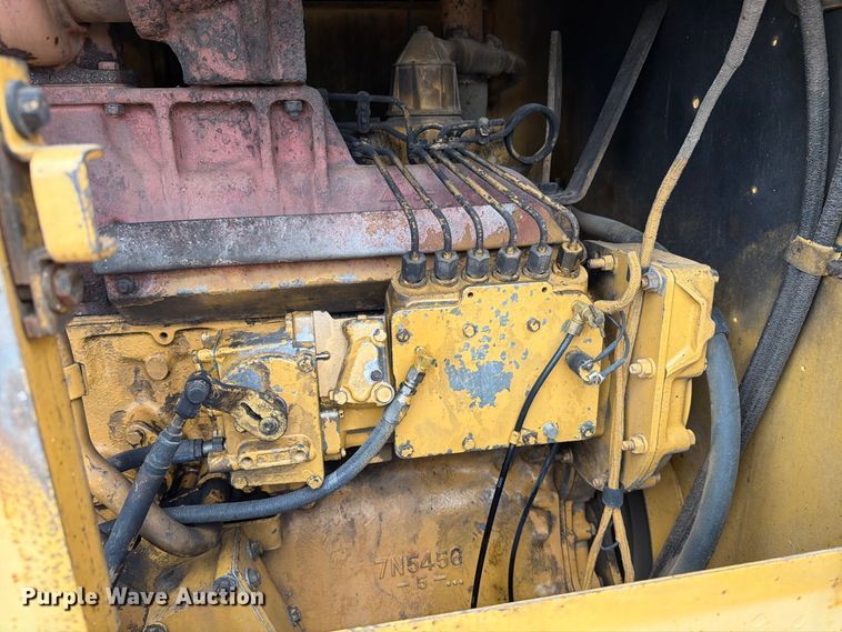 image for item EA0546 1982 Caterpillar 140G motor grader