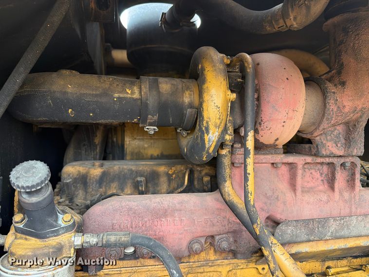 image for item EA0546 1982 Caterpillar 140G motor grader