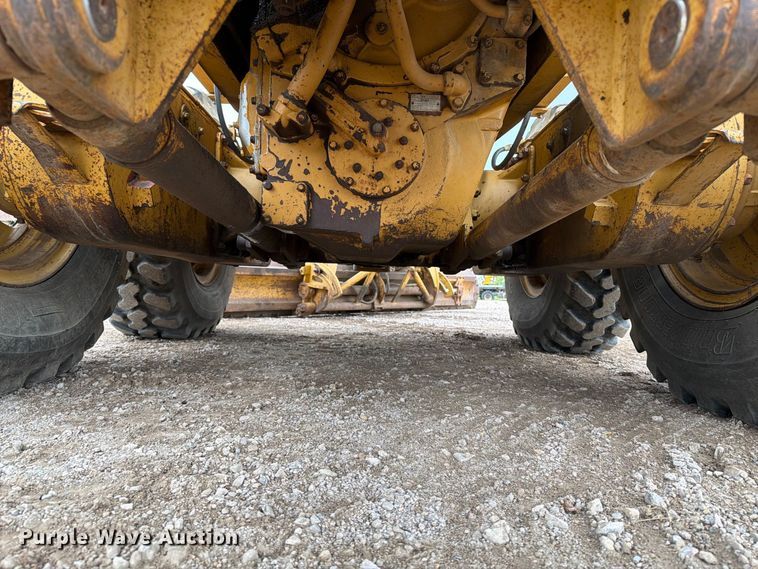 image for item EA0546 1982 Caterpillar 140G motor grader