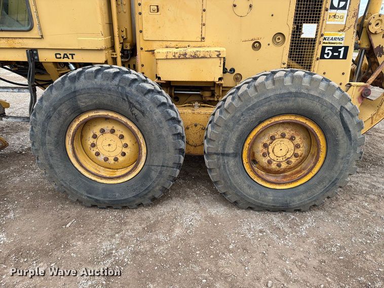 image for item EA0546 1982 Caterpillar 140G motor grader