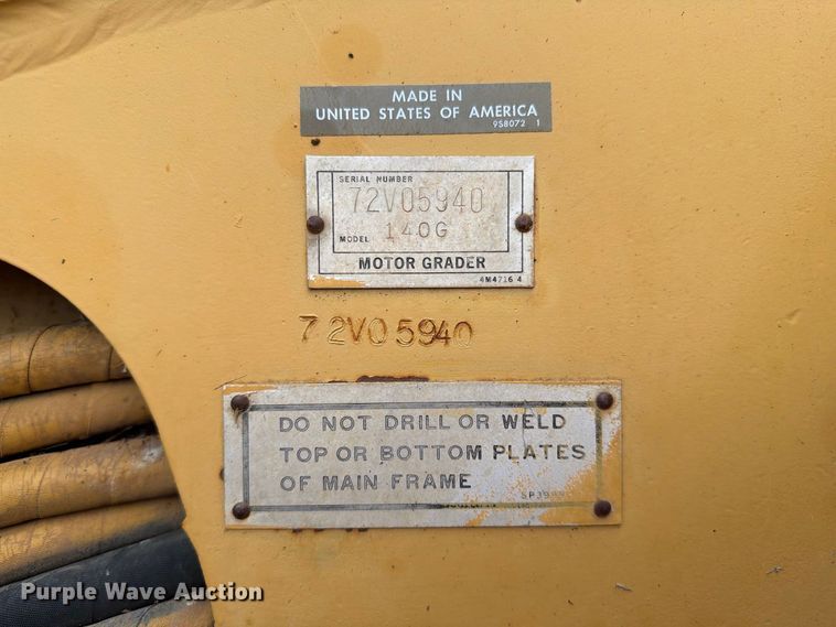 image for item EA0546 1982 Caterpillar 140G motor grader