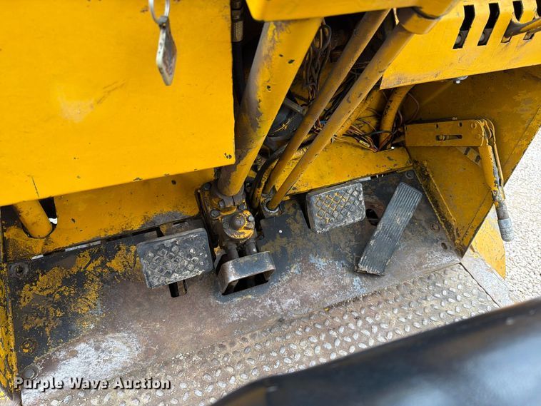 image for item EA0547 Towmotor 601PG5024 forklift