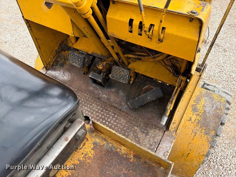 image for item EA0547 Towmotor 601PG5024 forklift