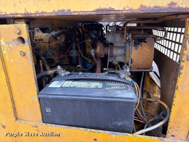 image for item EA0547 Towmotor 601PG5024 forklift