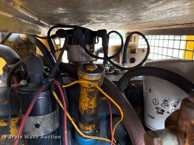 image for item EA0547 Towmotor 601PG5024 forklift