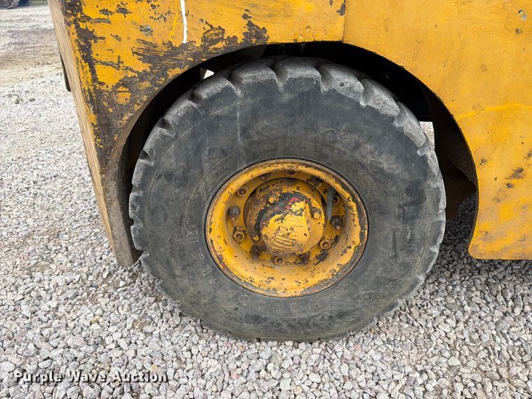 image for item EA0547 Towmotor 601PG5024 forklift