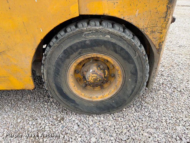 image for item EA0547 Towmotor 601PG5024 forklift
