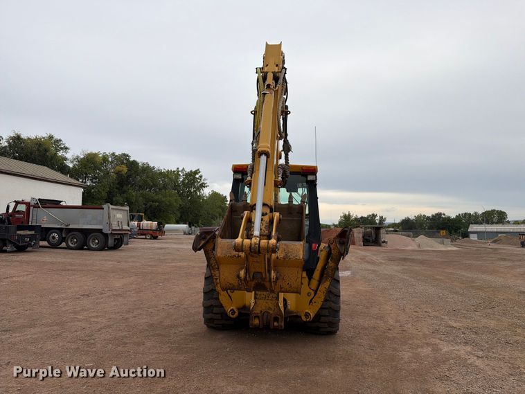 image for item EA0549 1993 John Deere 710D backhoe