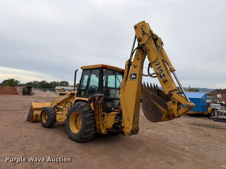image for item EA0549 1993 John Deere 710D backhoe