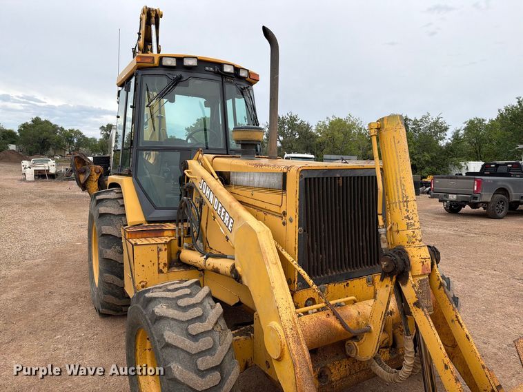 image for item EA0549 1993 John Deere 710D backhoe