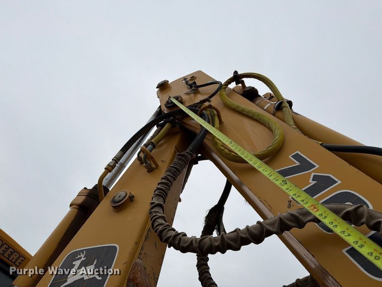 image for item EA0549 1993 John Deere 710D backhoe