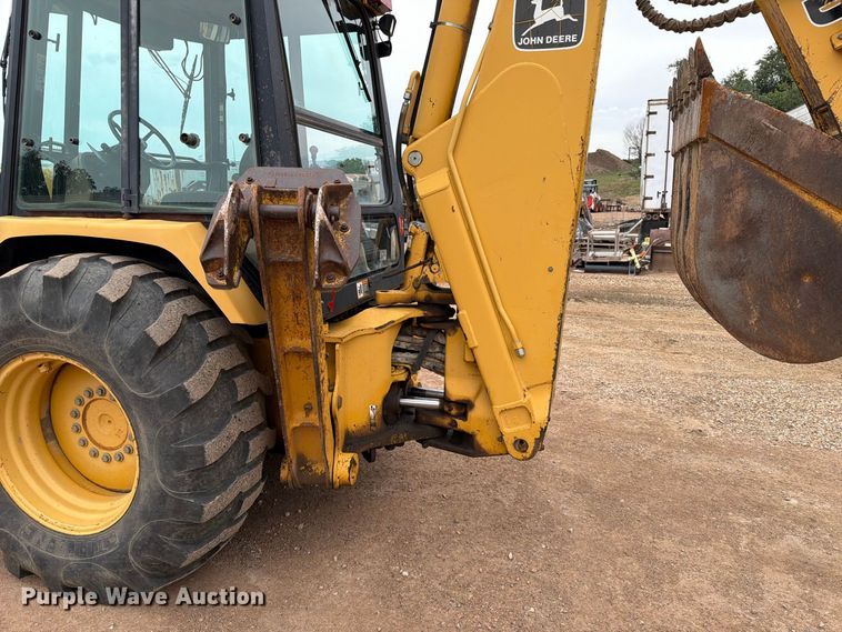 image for item EA0549 1993 John Deere 710D backhoe