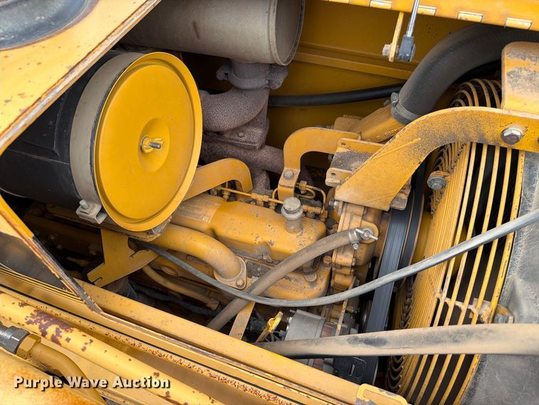 image for item EA0549 1993 John Deere 710D backhoe