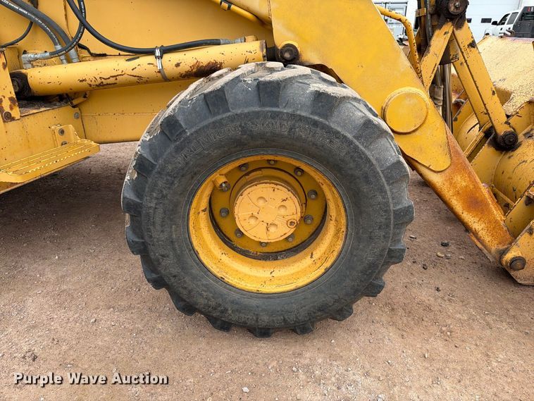 image for item EA0549 1993 John Deere 710D backhoe