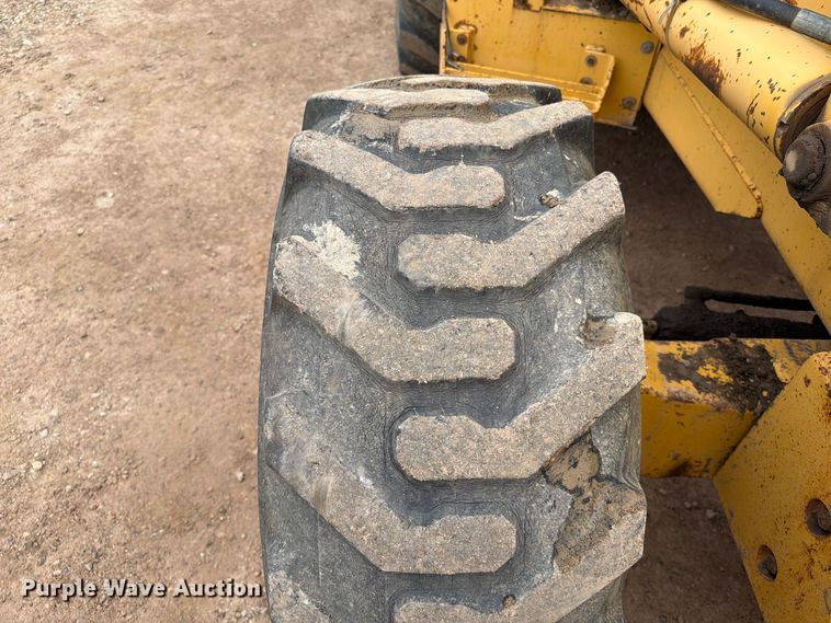 image for item EA0549 1993 John Deere 710D backhoe