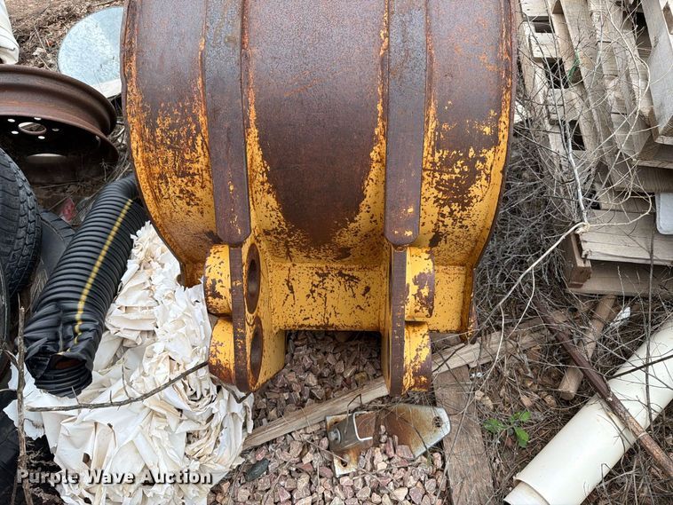 image for item EA0549 1993 John Deere 710D backhoe