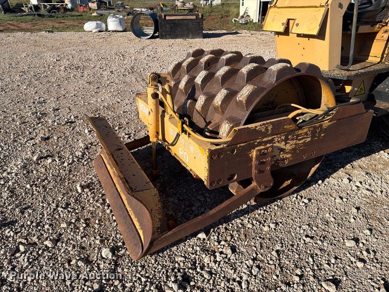 image for item EA0552 1988 Bomag BW142PDB single drum vibratory roller