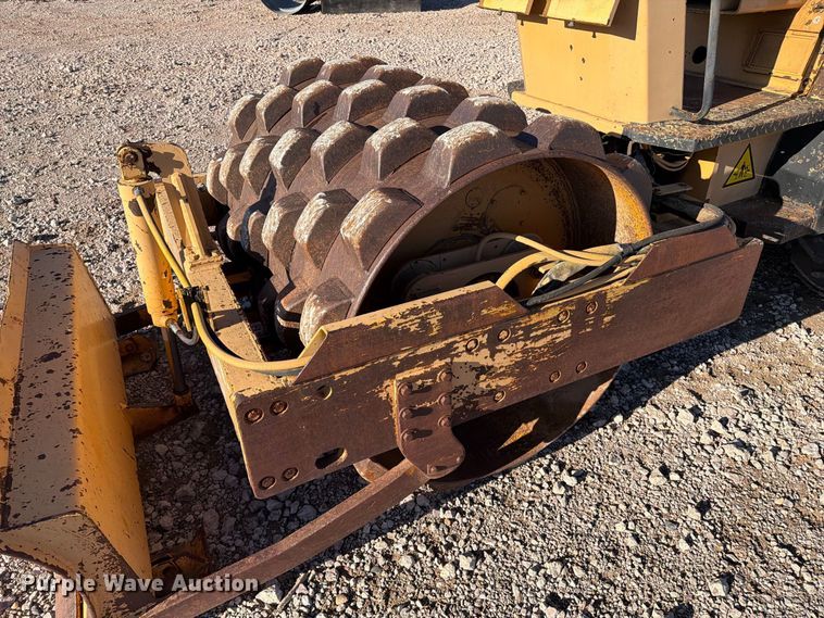image for item EA0552 1988 Bomag BW142PDB single drum vibratory roller