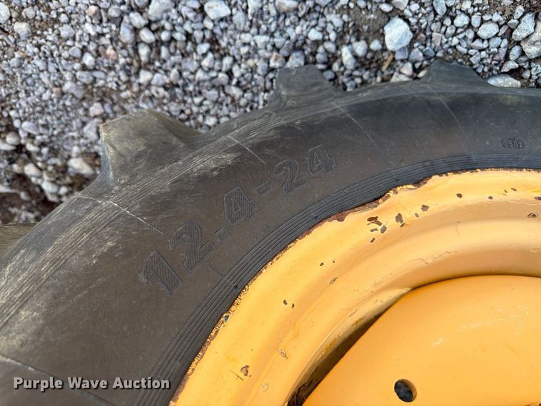 image for item EA0552 1988 Bomag BW142PDB single drum vibratory roller