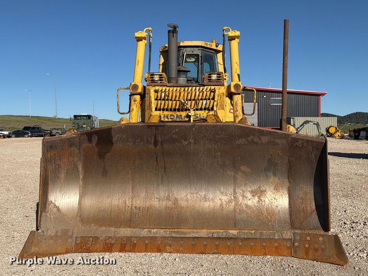 image for item EA0553 2001 Komatsu D155AX-5 dozer