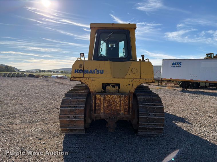 image for item EA0553 2001 Komatsu D155AX-5 dozer