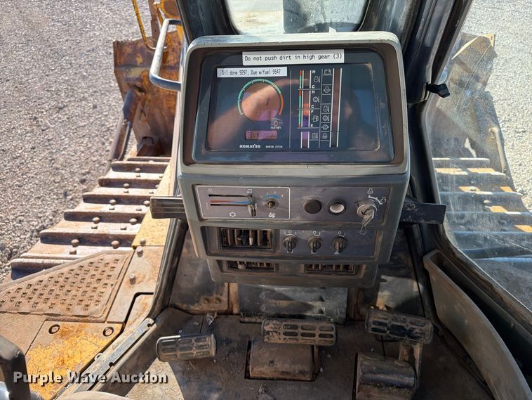 image for item EA0553 2001 Komatsu D155AX-5 dozer