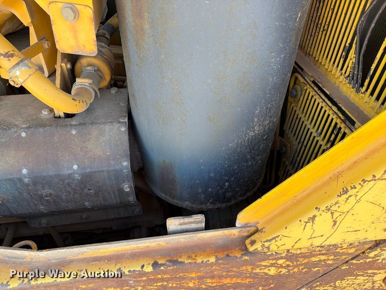 image for item EA0553 2001 Komatsu D155AX-5 dozer