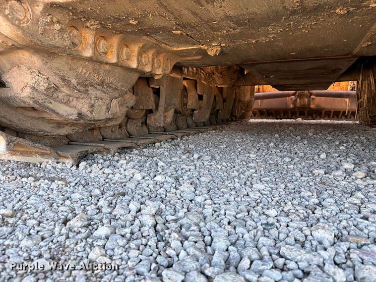 image for item EA0553 2001 Komatsu D155AX-5 dozer