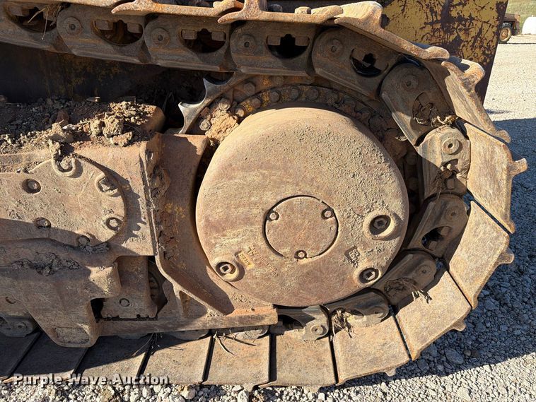 image for item EA0553 2001 Komatsu D155AX-5 dozer