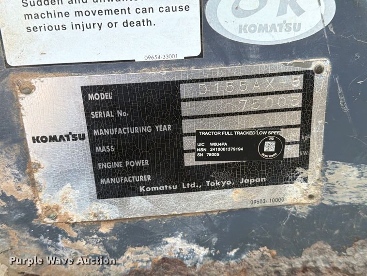 image for item EA0553 2001 Komatsu D155AX-5 dozer