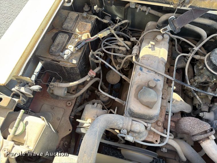 image for item EA0555 Nissan PH02 forklift