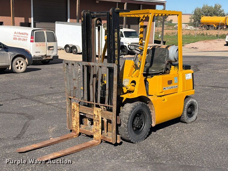 Mitsubishi FG25 forklift