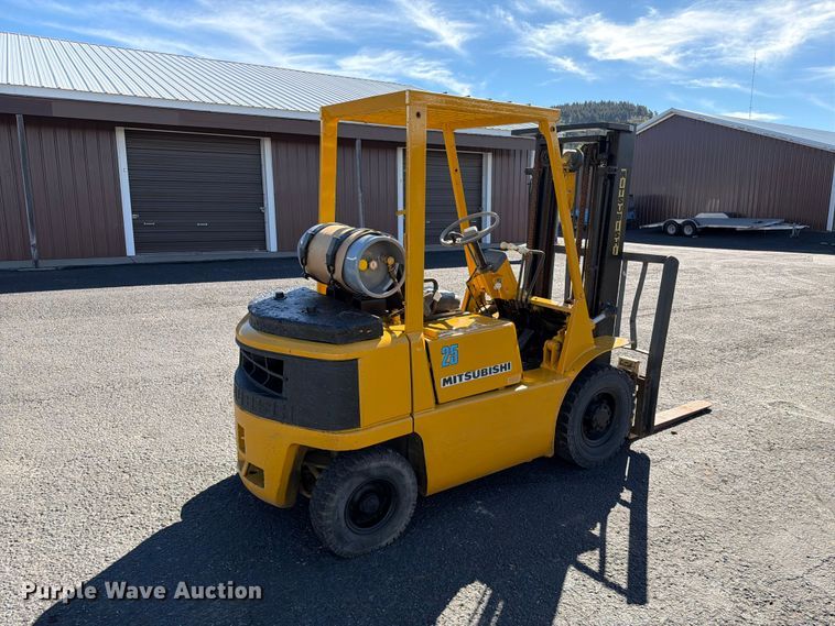 image for item EA0556 Mitsubishi FG25 forklift