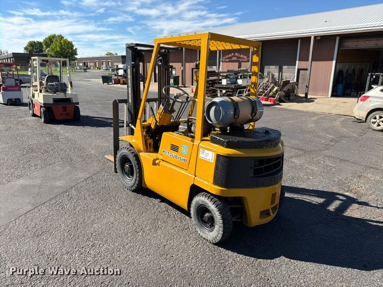 image for item EA0556 Mitsubishi FG25 forklift